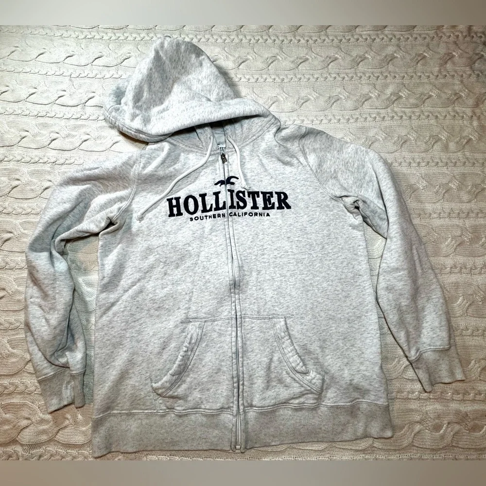 Hollister Light Gray Hoodie with Navy Blue Stitched Logo #1558